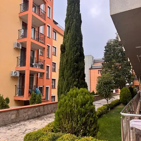 Sea Breeze Ap58 דירה *